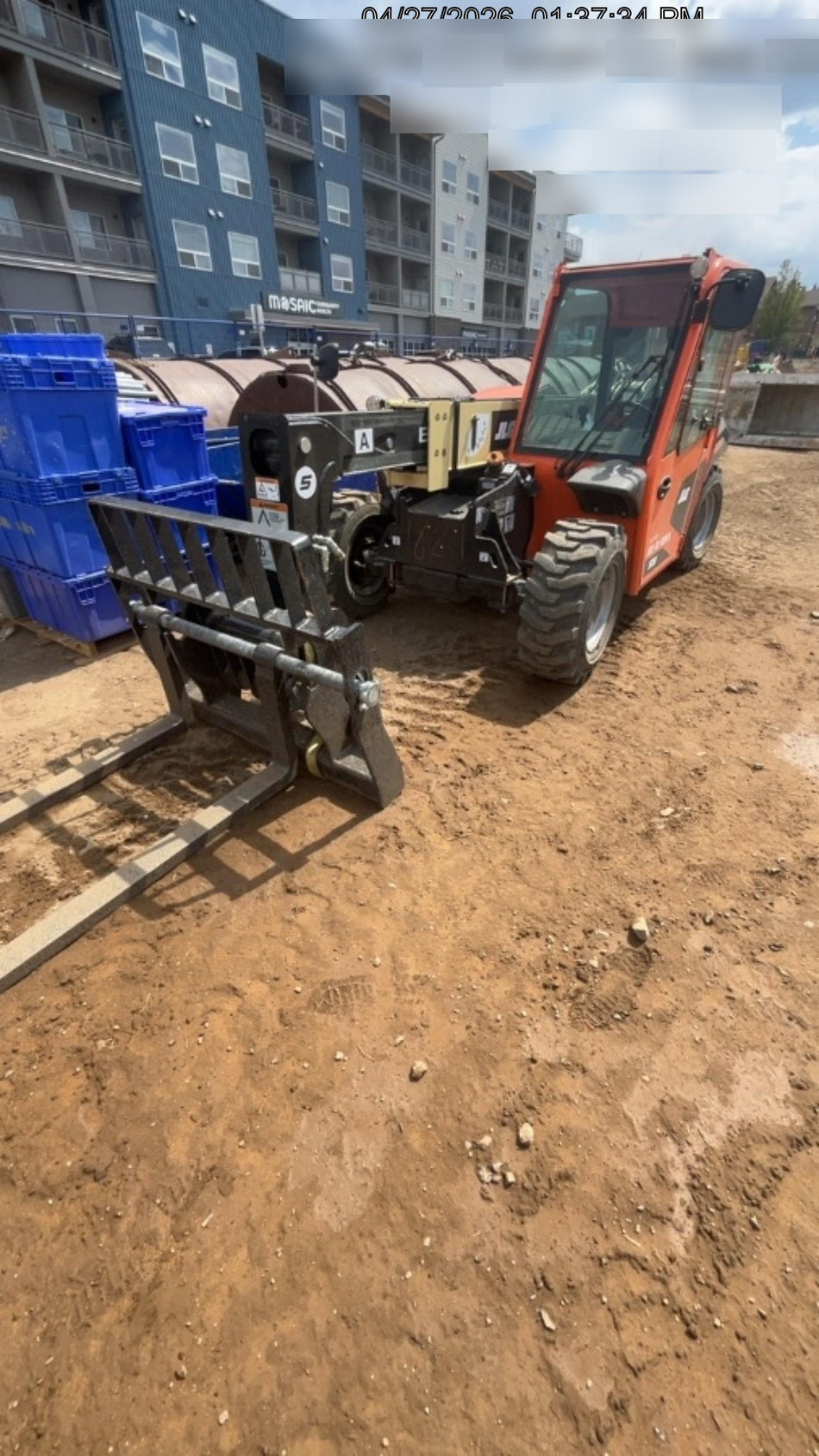 2025 JLG 519