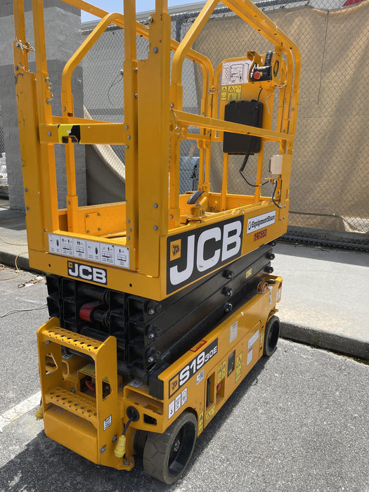 2021 JCB S1930E