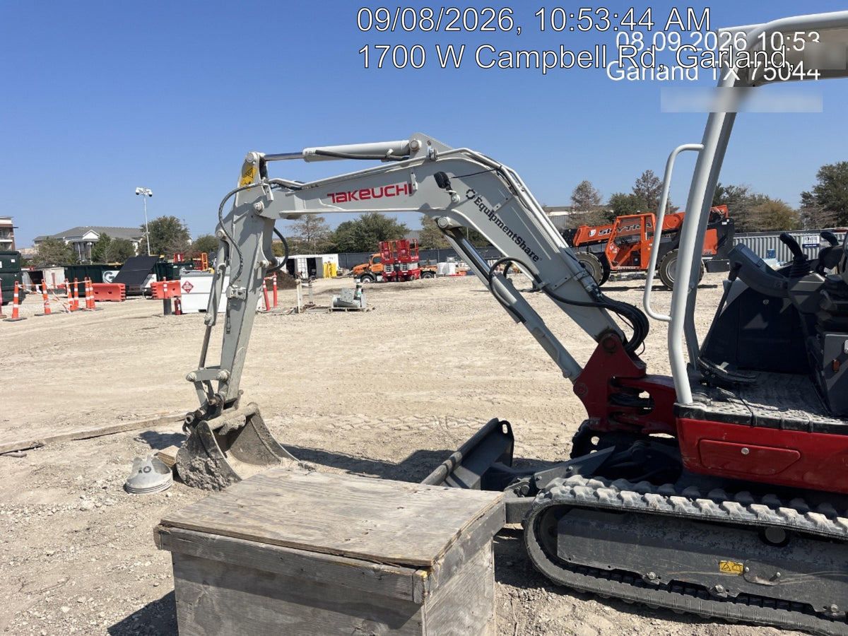 2025 TAKEUCHI TB235-2R