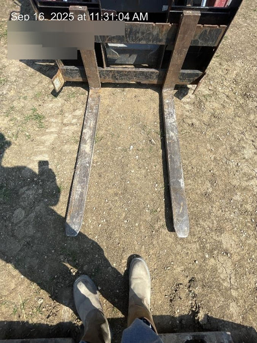 2022 ARROW MATERIAL HANDLING 60" Pallet Forks - Arrow