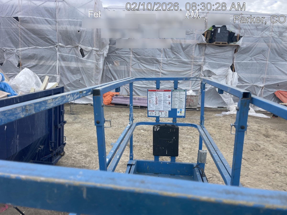 2018 Genie GS-3232 Genie GS-3232 w/Folding rails, Half height swing gate