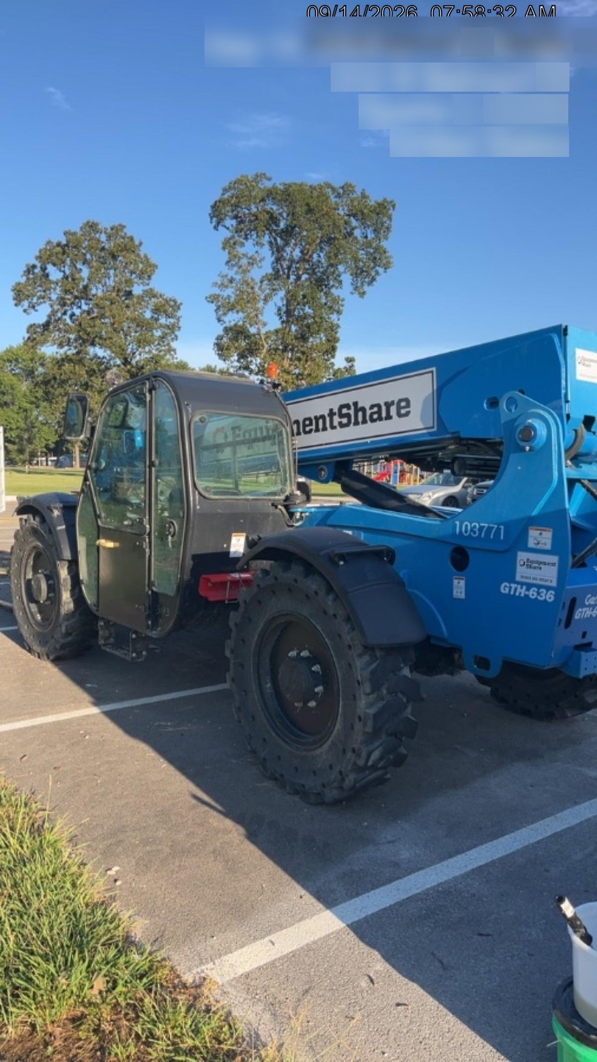 2020 Genie GTH-636 Cab/Heat/Air, Solid Tires, Work Lights, Beacon, Aux Hydraulics, Back up Alarm