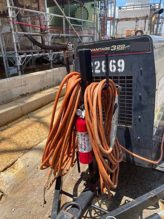 2019 Lincoln Electric Vantage 322 Lincoln Vantage 322 Welder w/Trailer, Light Kit, Cable Rack