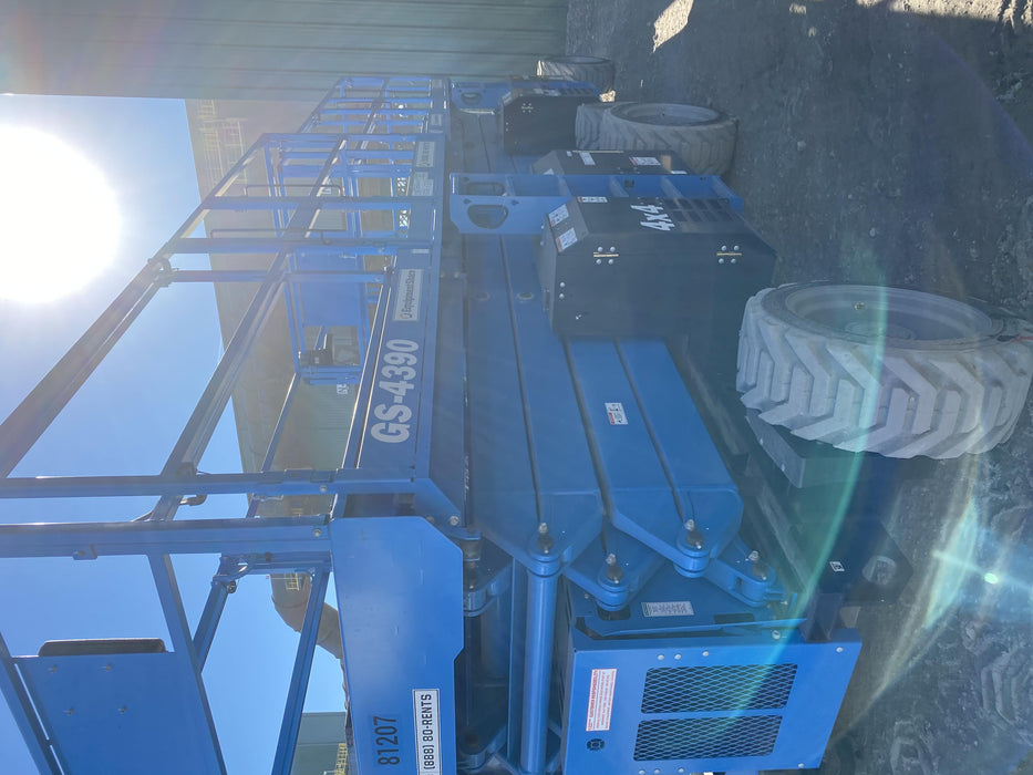 2020 GENIE GS-4390 RT