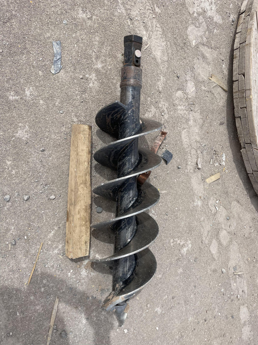 2023 AUGER TORQUE 3300-30