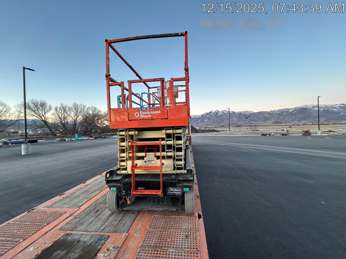 2022 JLG R3246