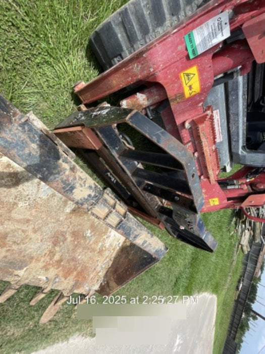 2020 KUBOTA PFL4548 Pallet Forks