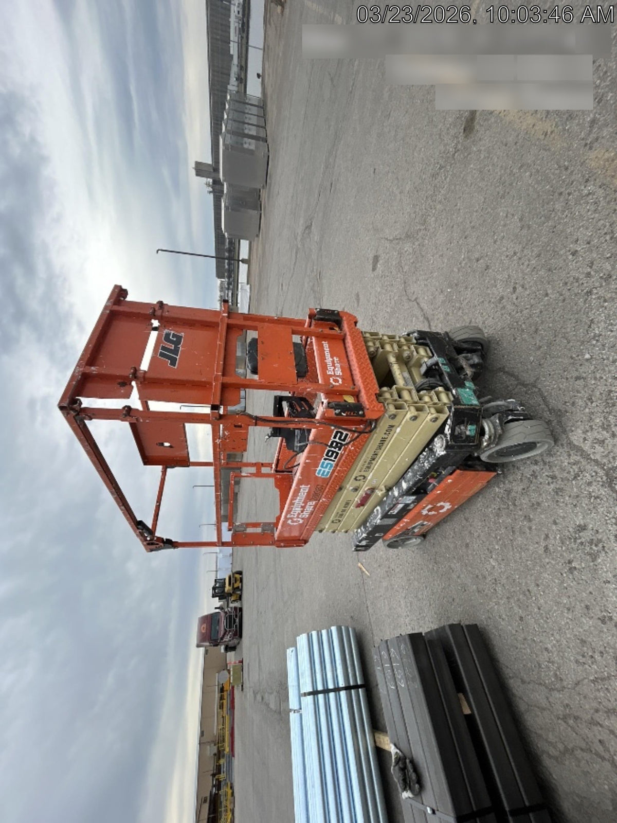 2022 JLG ES1932