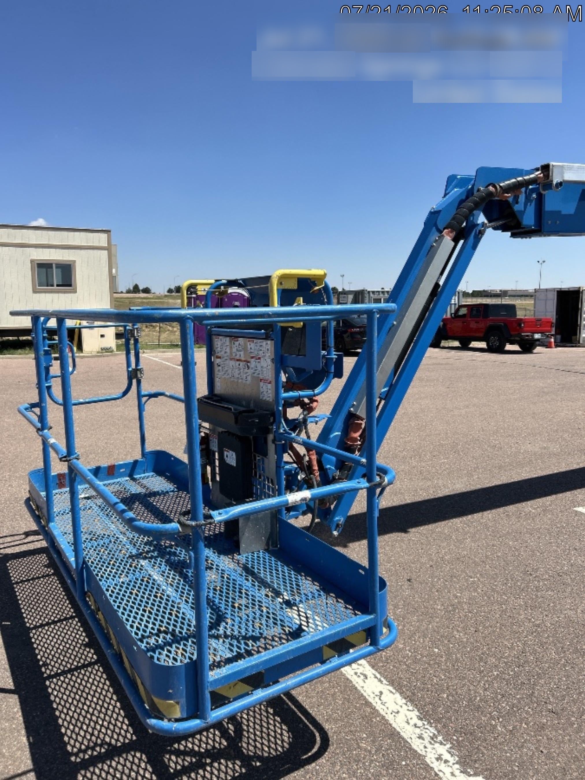 2023 GENIE Z-80/60