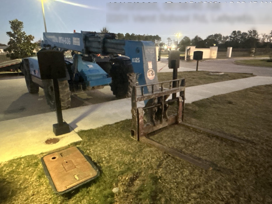 2018 Genie GTH-636 Genie GTH-636 w/Open ROPS, Solid Tires, Work Light/Beacon, 48" Carriage and Forks