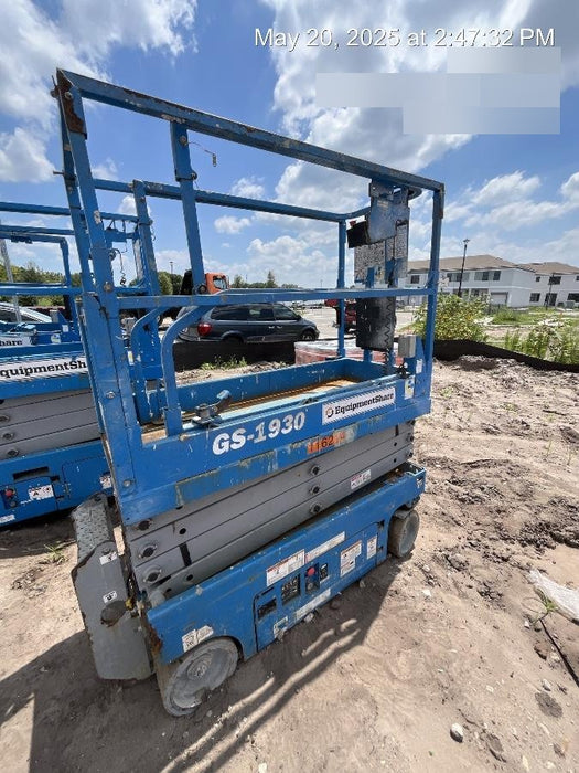 2020 Genie GS-1930 Solid Non Marking Tires, Beacon, Folding rails with half height swing gate