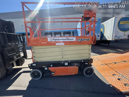 2021 JLG R3246