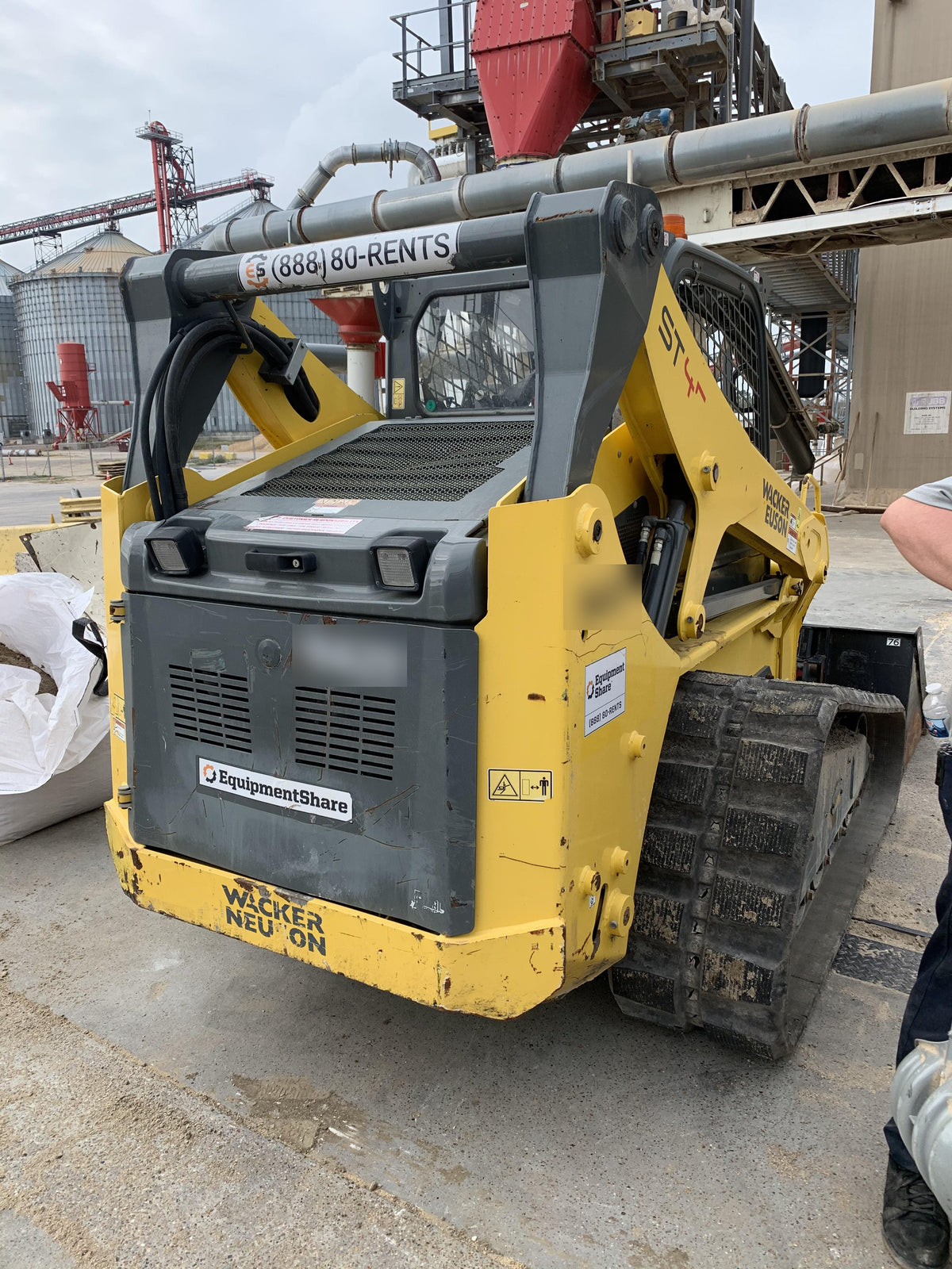 Wacker Neuson ST45 Wacker Neuson ST45 10K Tracked Skid Loader, Canopy, ISO, Bucket Leveling, 84" Bucket w/ Smooth bolt on edge