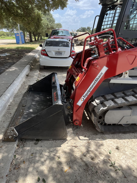 2023 TAKEUCHI TL10V2-CR