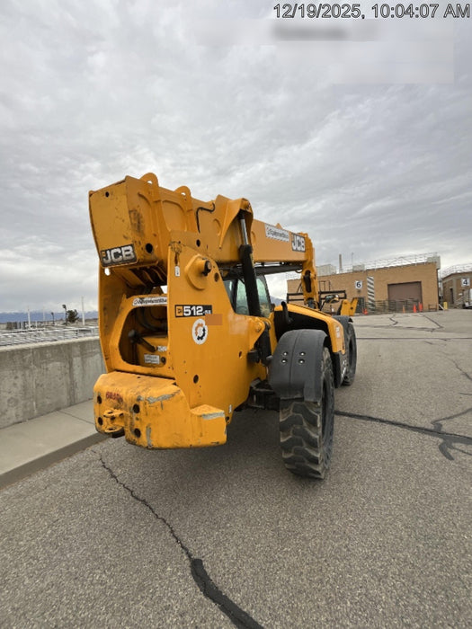 2020 JCB 512-56 Cab/Heat/Air, 109 HP, Solid Tires, STD Worklight, Beacon, Aux Hydraulics, Lifting Eye, Back up Alarm w/66" Carriage/60" Forks
