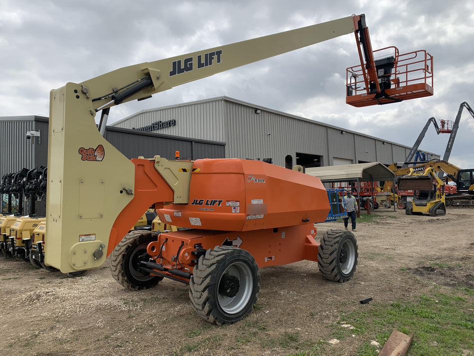 2021 JLG 800AJ