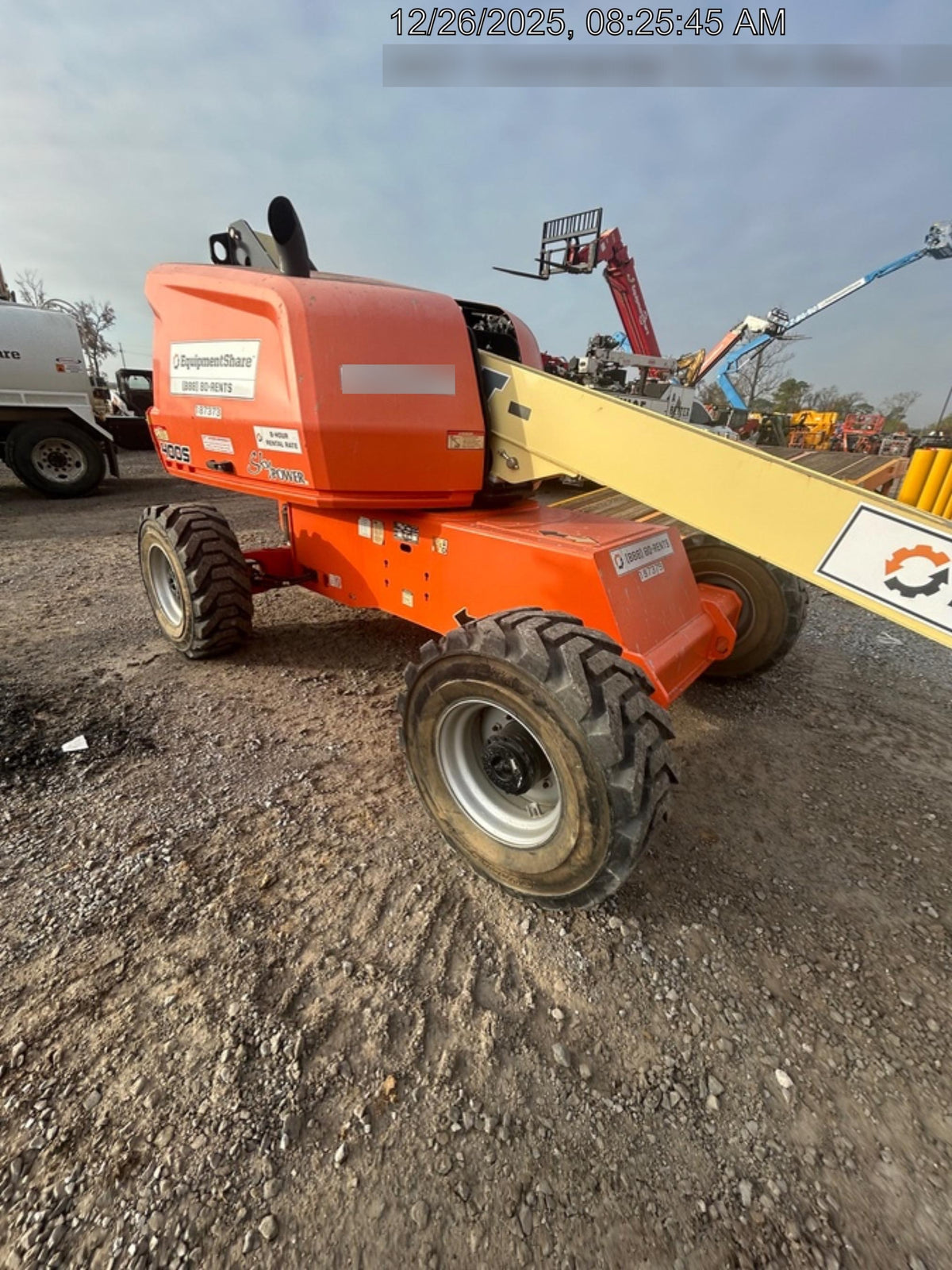 2021 JLG 400S