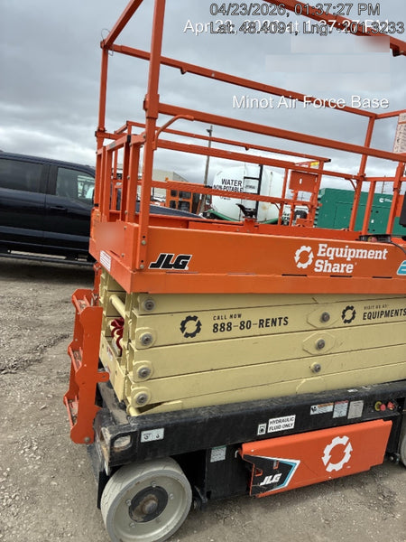 2022 JLG ES3246