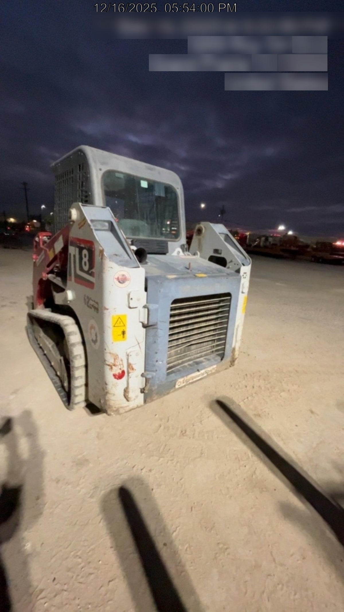 2020 Takeuchi TL8CR Cab/Heat/Air, 74hp, Hydraulic QC w/76" HD Bucket w/ Smooth Bolt on Edge, 76" HD Bucket w/Teeth