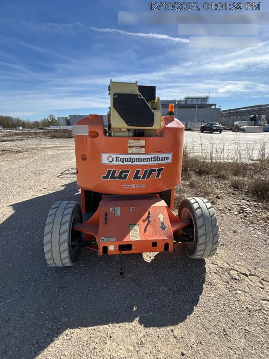 2019 JLG E450AJ