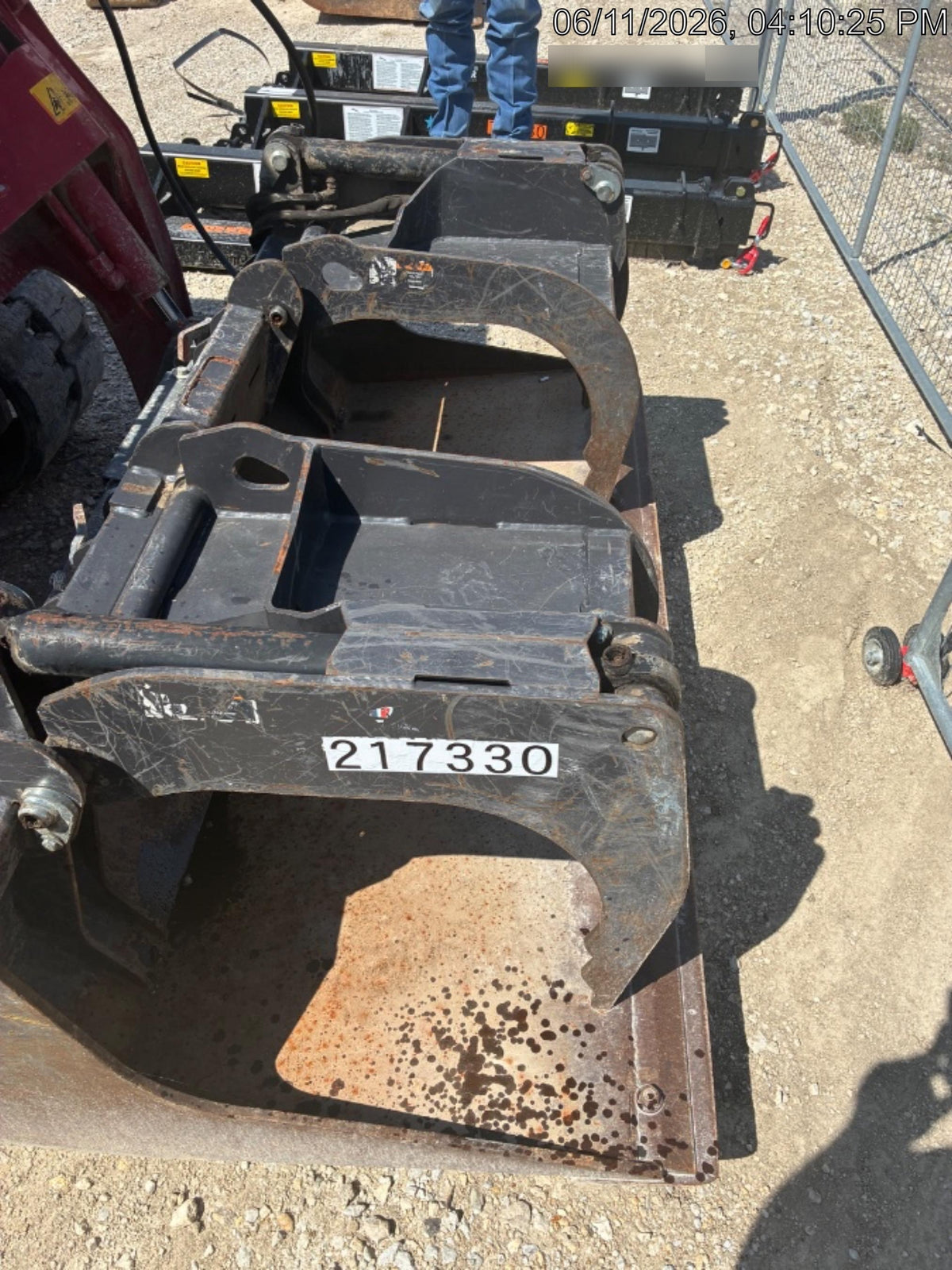 2024 TAKEUCHI TL10V2-CR