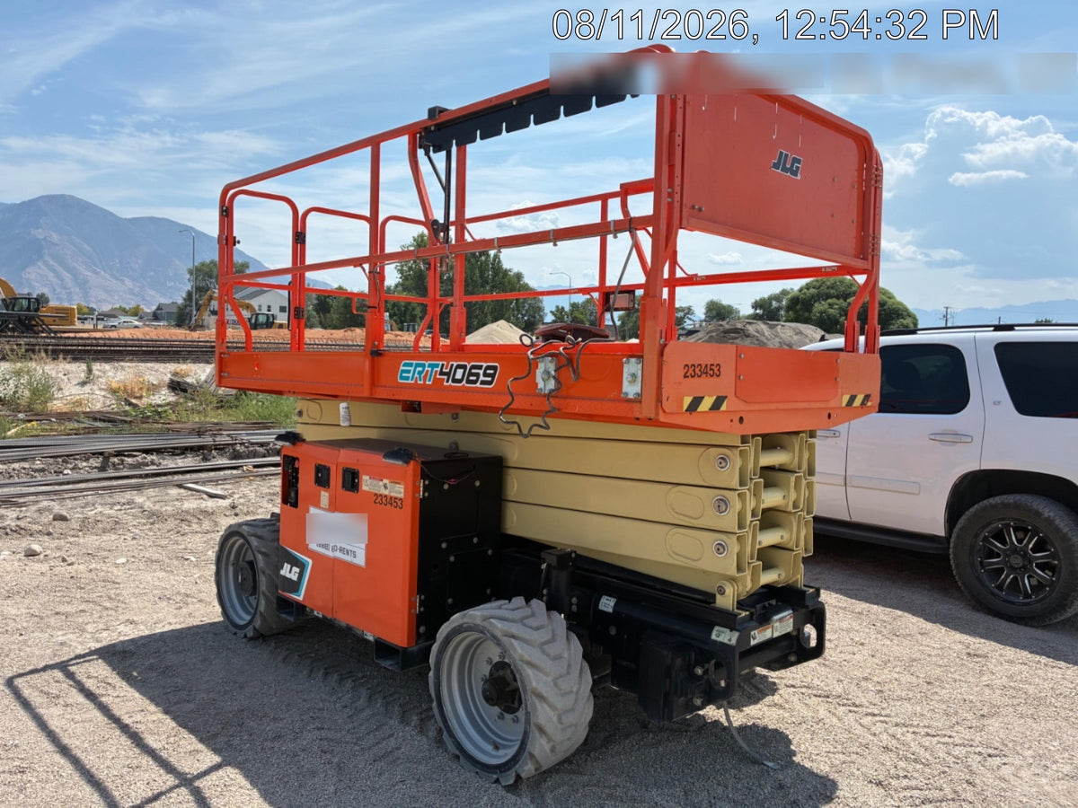 2022 JLG ERT4069