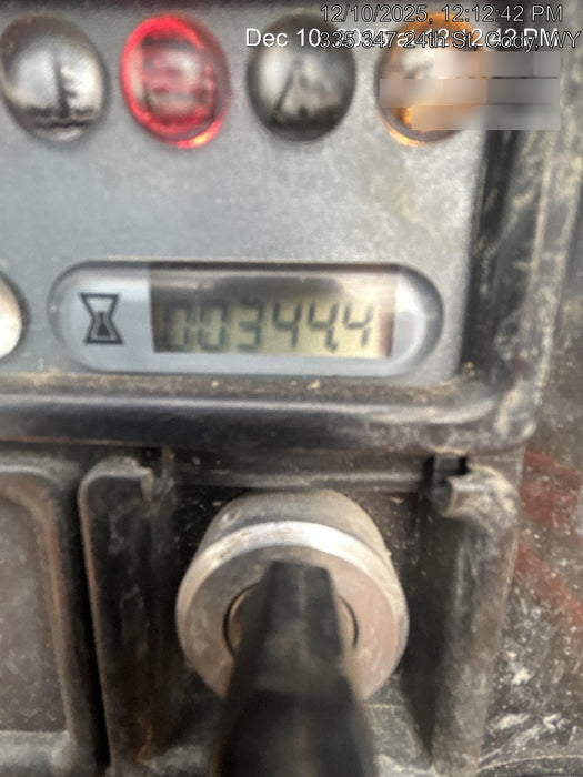 2023 Vac-Tron LP573XDT T4 Koehler Diesel Engine, 500 Gallon Debris Tank, x2 100 Gallon Water Tanks