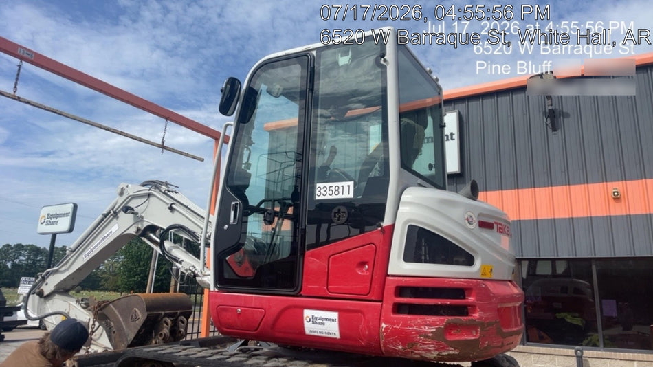 2023 TAKEUCHI TB250-2CR