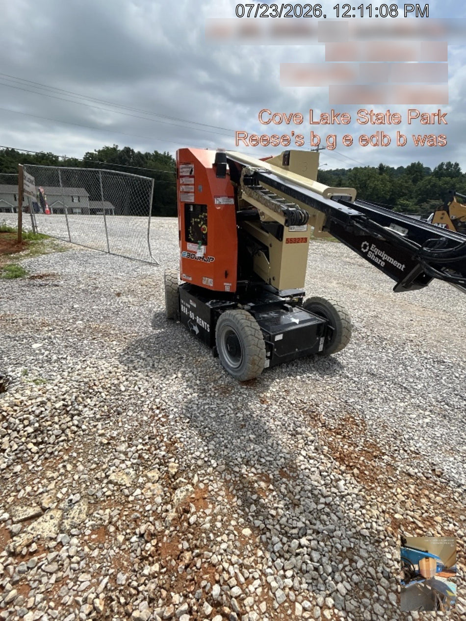 2025 JLG E300AJP