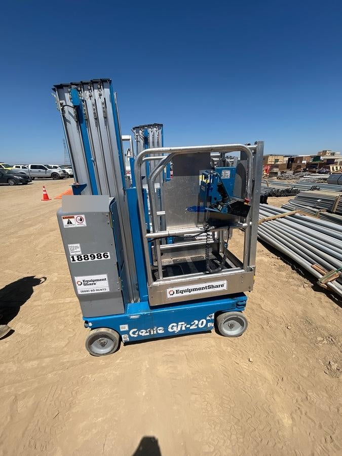 2021 GENIE GR-20