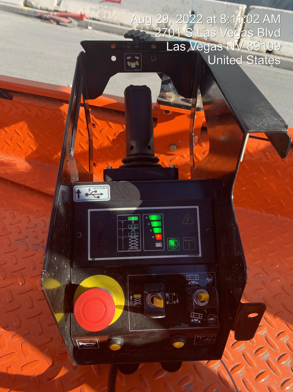 2022 JLG ES2632