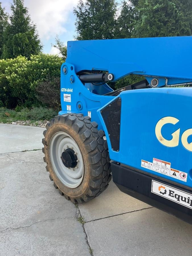 2023 GENIE GTH-844