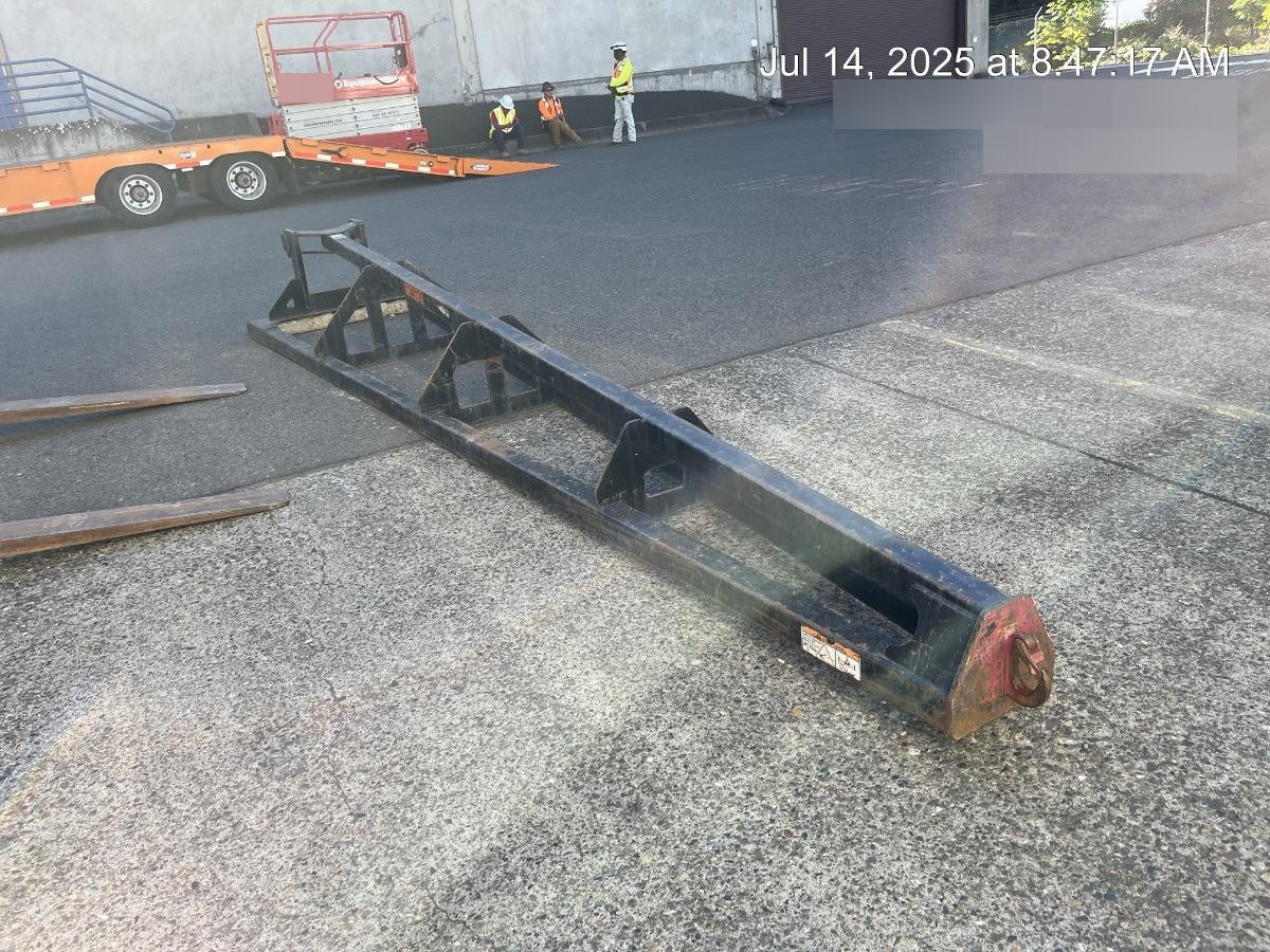 2019 JLG 1001099901S