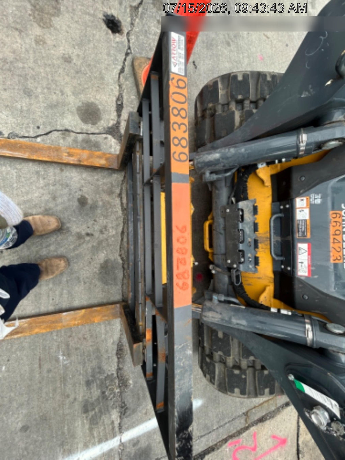 2026 ARROW MATERIAL HANDLING 72" Pallet Forks - Arrow