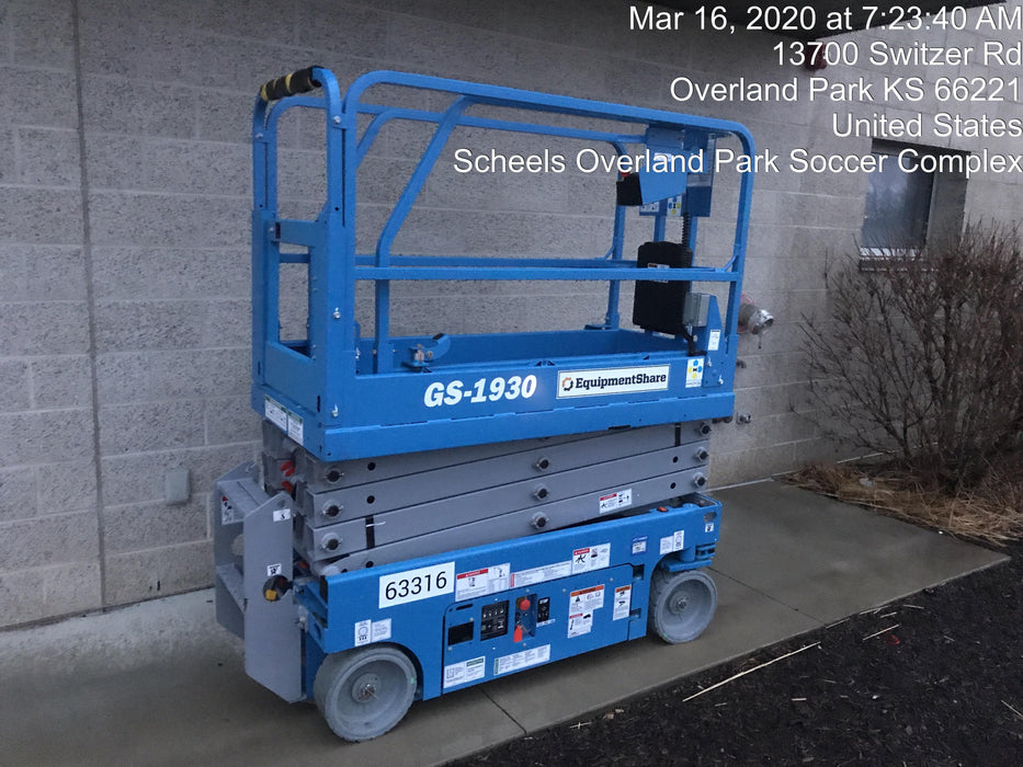 2020 Genie GS-1930 Solid Non Marking Tires, Beacon, Folding rails with half height swing gate