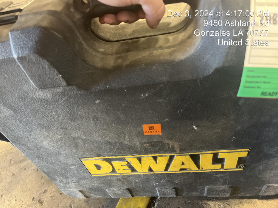 2022 DEWALT DWE1622K