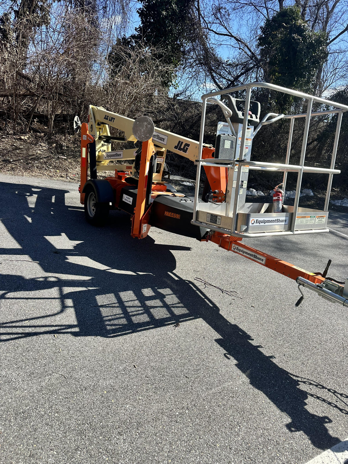 2022 JLG T350