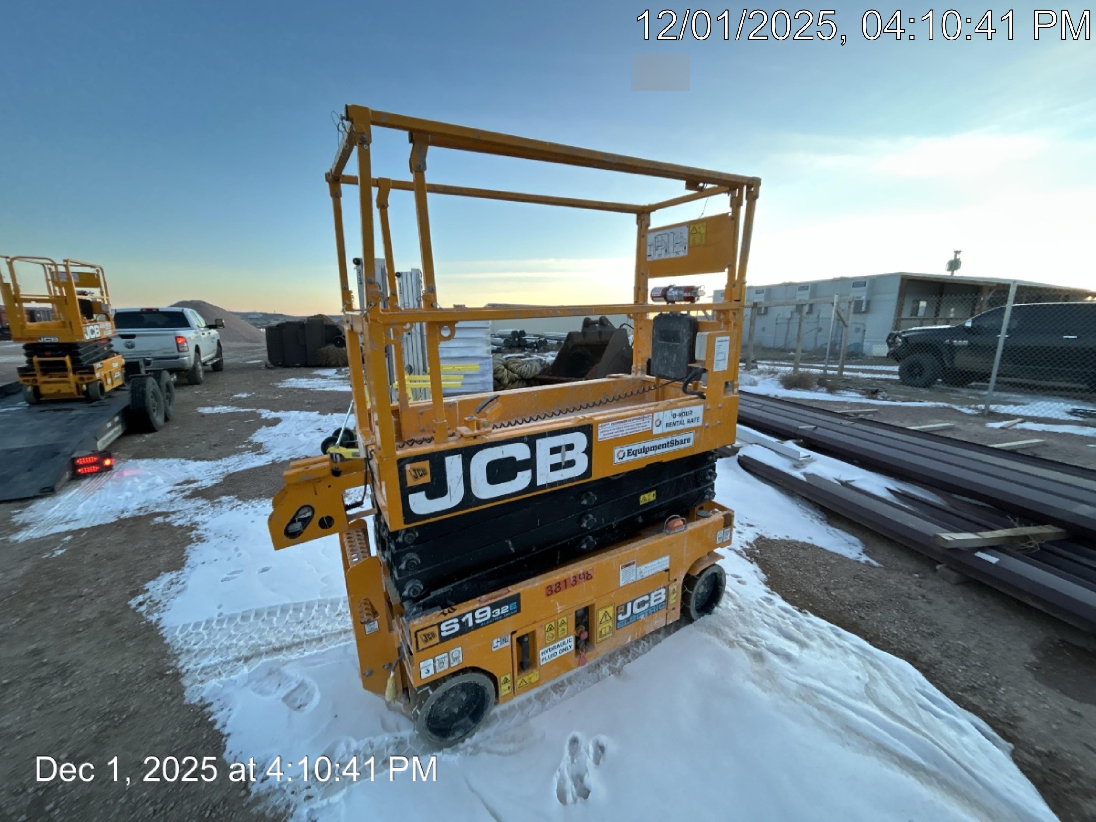 2024 JCB S1932E