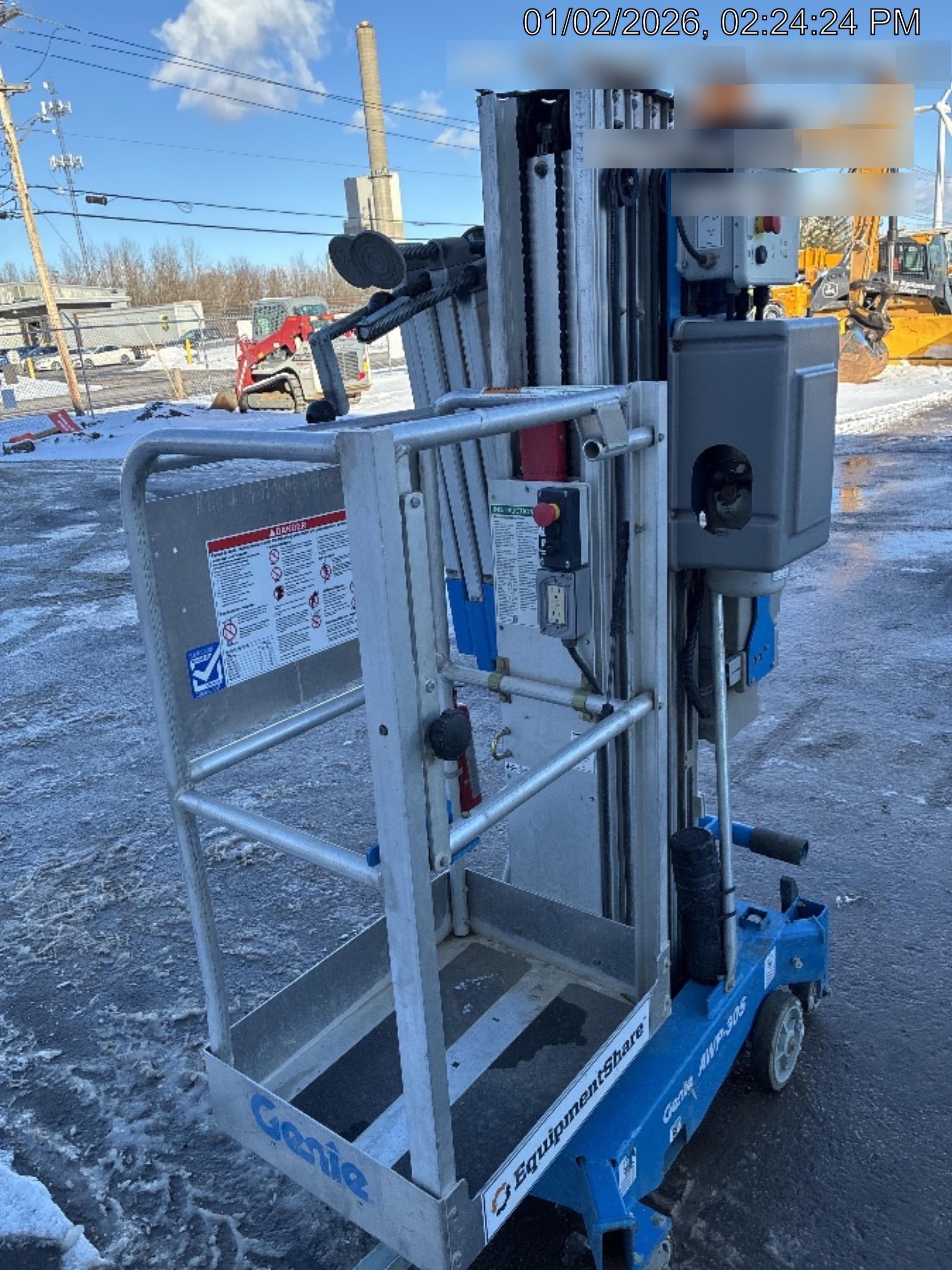 2022 GENIE AWP-30S DC