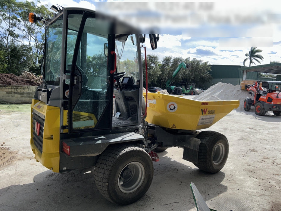 2025 WACKER NEUSON DW311 Cab Turf Tires