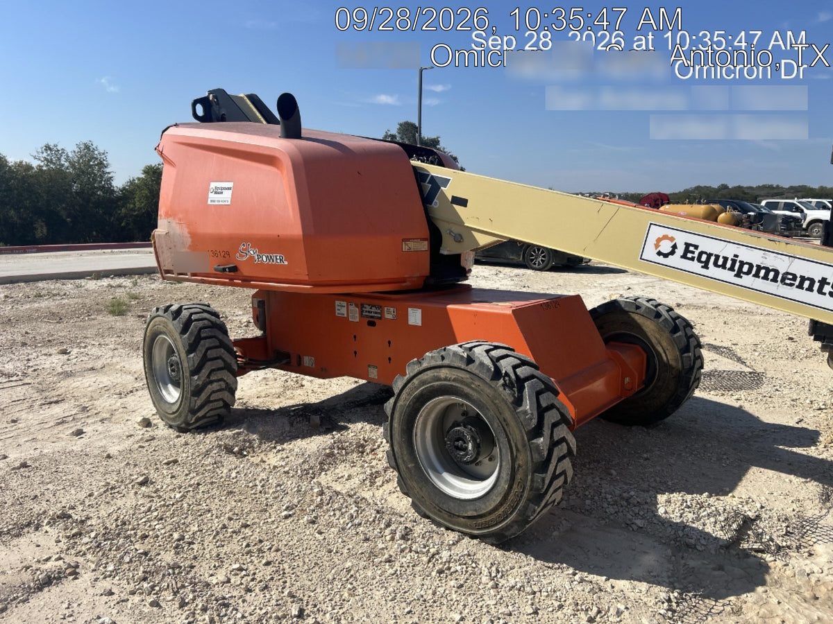 2021 JLG 400S