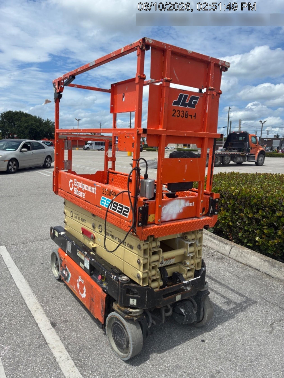 2022 JLG ES1932