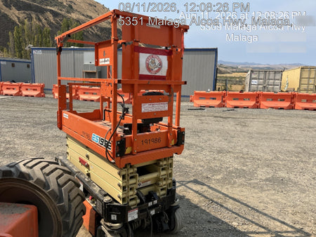 2021 JLG ES1932
