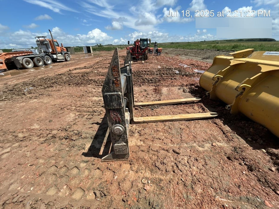 2023 SOLESBEE 96" Loader Fork Carriage - Solesbee