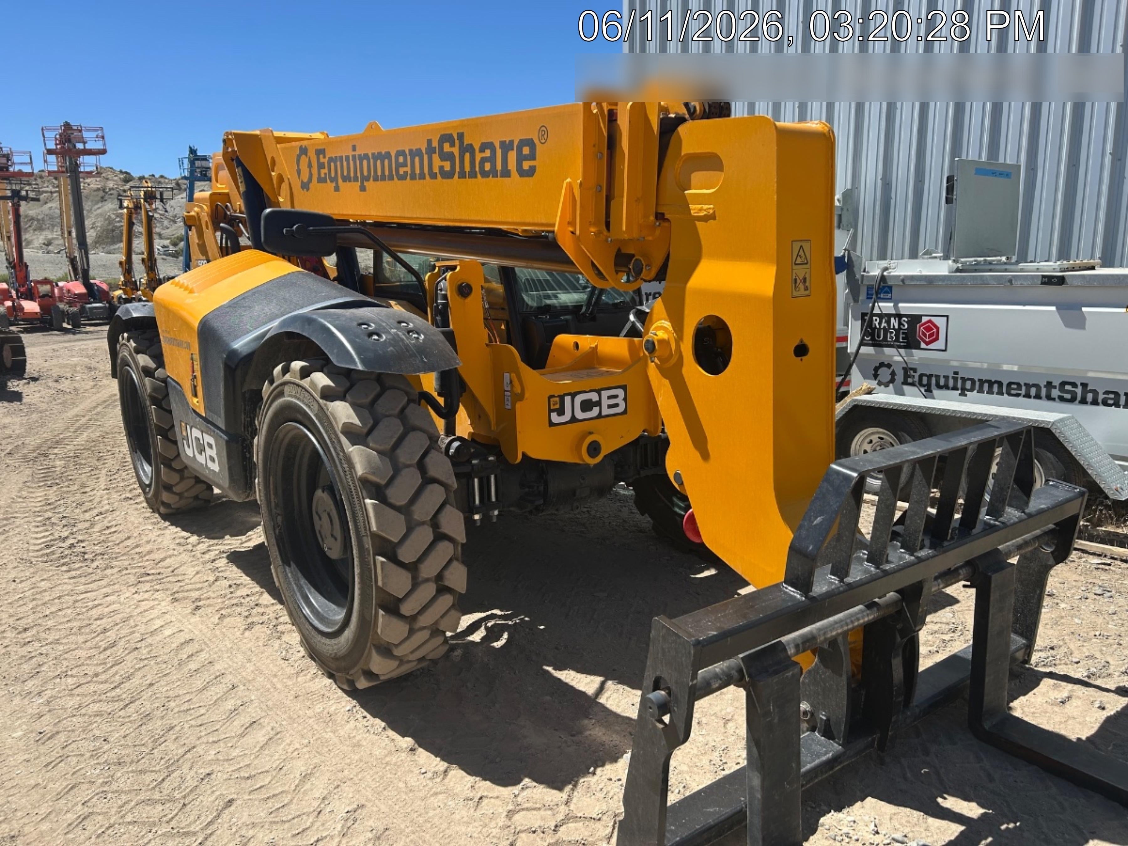 2025 JCB 509-42