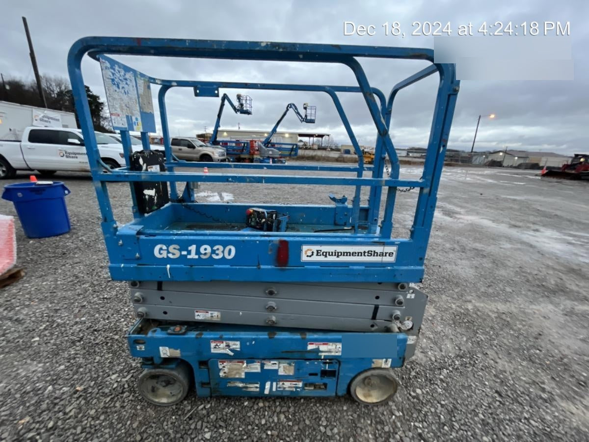 2019 Genie GS-1930 Fixed rails with chain Entry