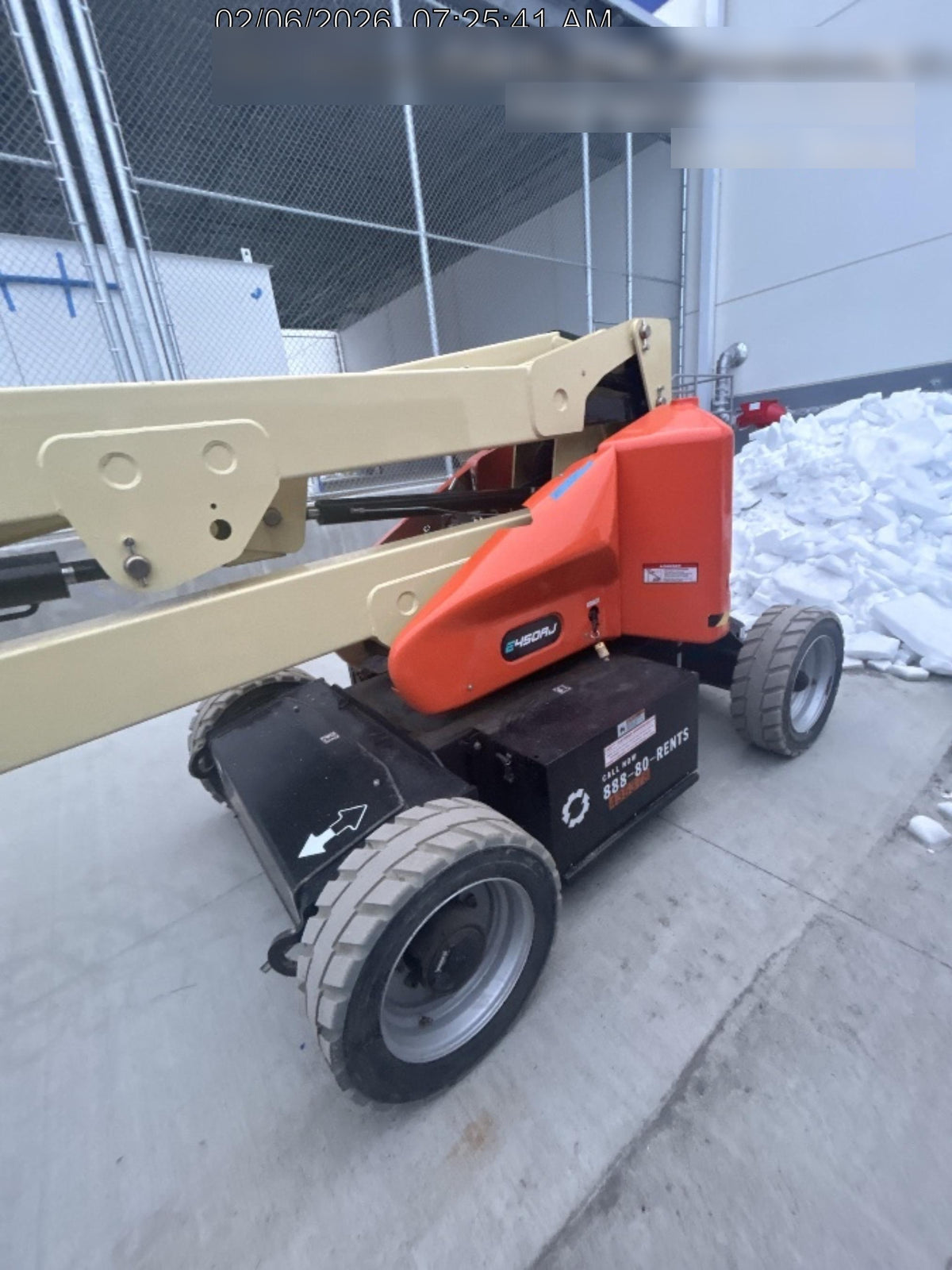 2024 JLG E450AJ