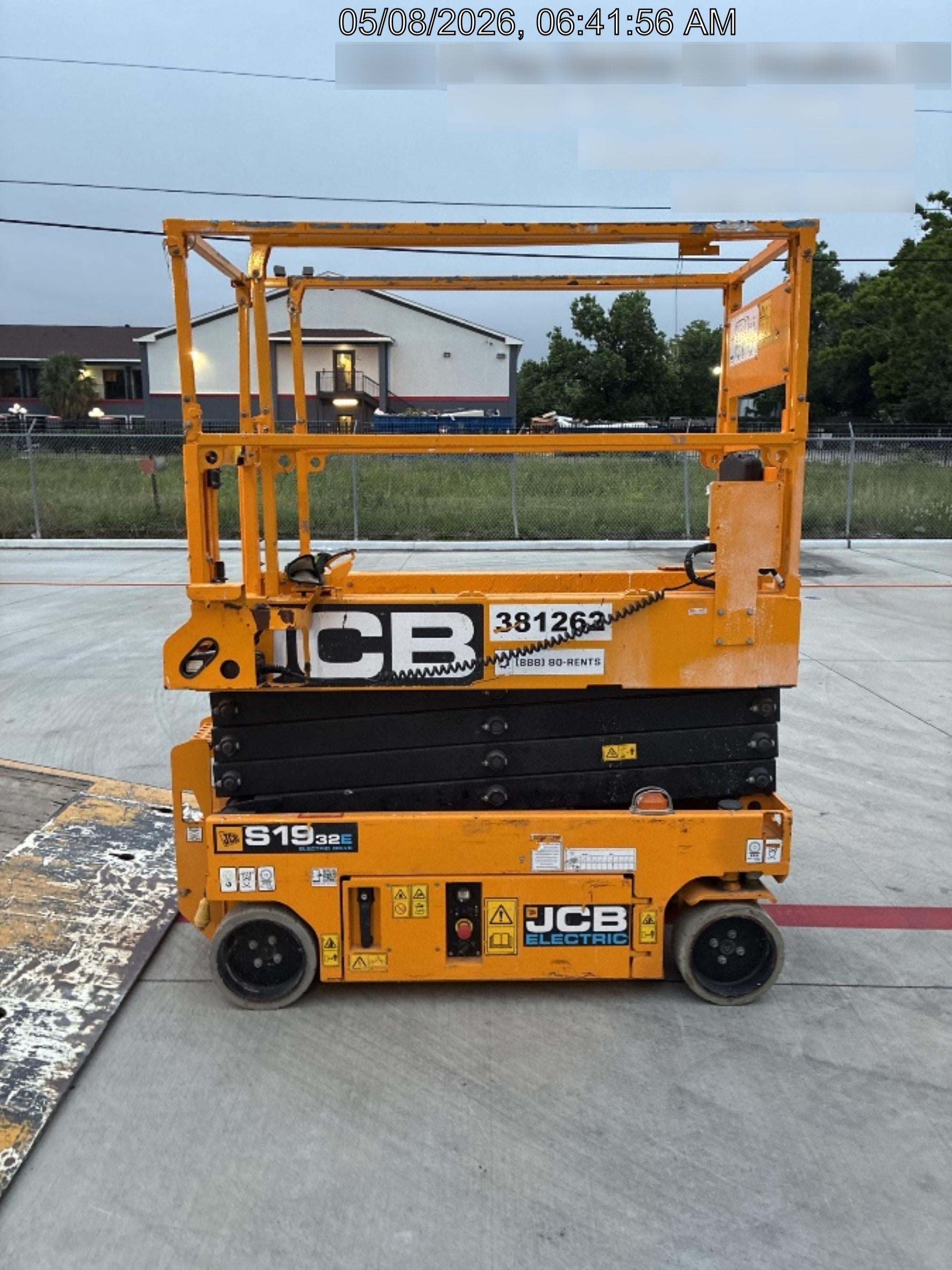 2024 JCB S1932E