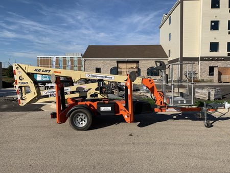 2021 JLG T350