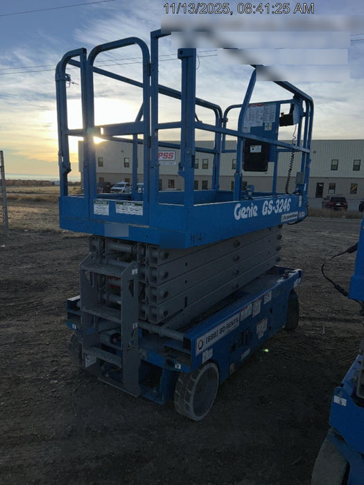 2018 Genie GS-3246 Genie GS-3246 w/Folding rails, Full height swing gate